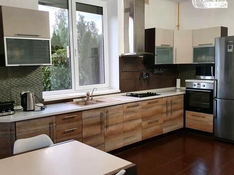 дом по адресу вул Крута, 21