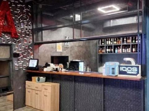 комерційна за адресою Київ, Хрещатик вул., 12