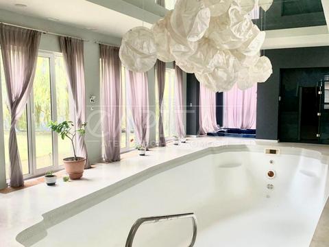 дом по адресу Луговая ул.