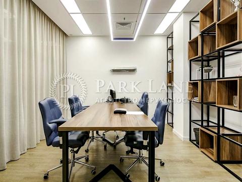 комерційна за адресою Михайла Грушевського вул., 9б