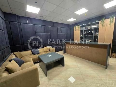 комерційна за адресою Михайла Грушевського вул., 9б