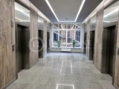 комерційна за адресою Михайла Грушевського вул., 9б