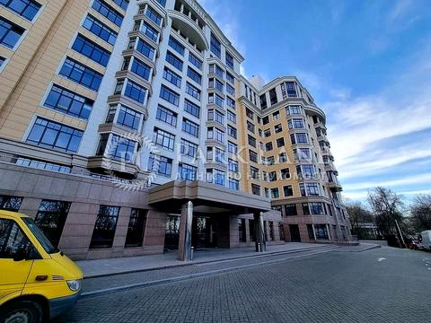 комерційна за адресою Михайла Грушевського вул., 9б