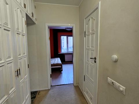 квартира за адресою Червоної Калини просп. (Володимира Маяковського), 38/10