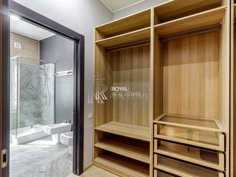 будинок за адресою Дніпровська набережна вул.