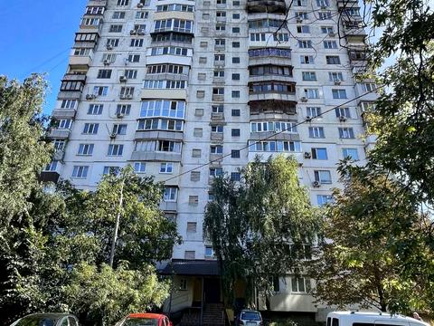 квартира за адресою Київ, Райдужна вул., 17-А