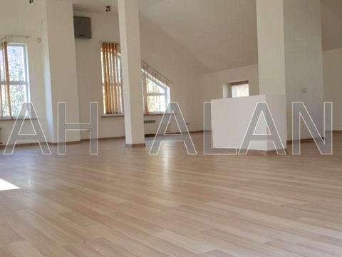 комерційна за адресою Редутна вул., 58