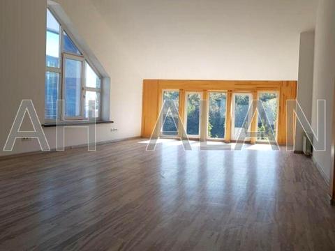 комерційна за адресою Редутна вул., 58