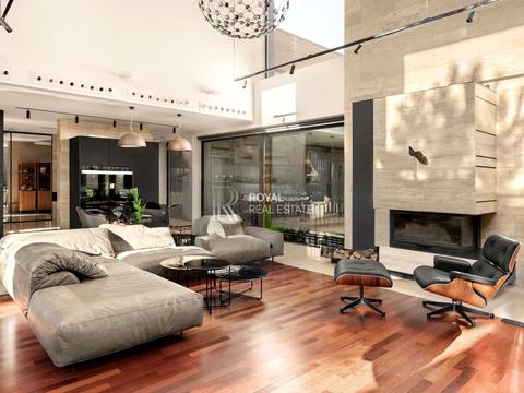 будинок за адресою Центральна