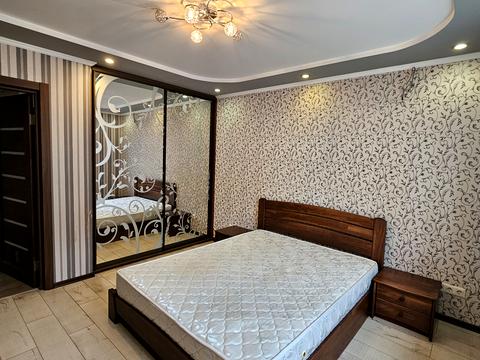 квартира по адресу Миколи Хвильового ул., 1