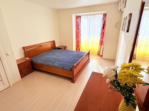 квартира по адресу Леси Украинки бульв., 12