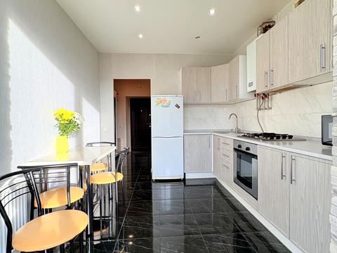 квартира по адресу Леси Украинки бульв., 12