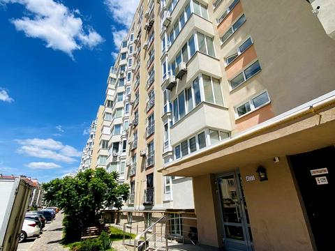 квартира по адресу Леси Украинки бульв., 12