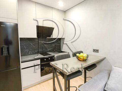 квартира по адресу Героев Небесной Сотни просп., (Будинок 20/10)