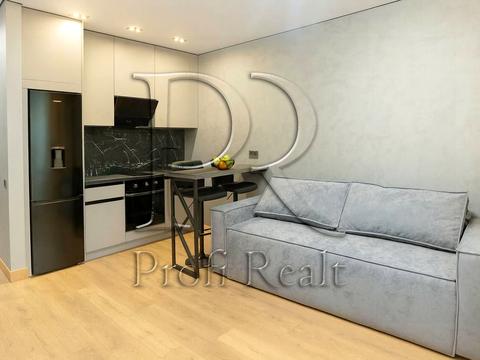 квартира по адресу Героев Небесной Сотни просп., (Будинок 20/10)