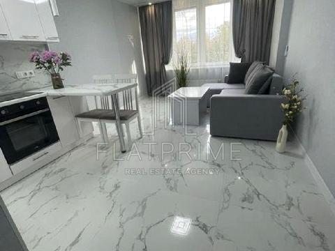 квартира за адресою Михайла Максимовича вул. (Онуфрія Трутенка), 32-А