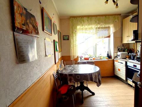 квартира за адресою Дмитра Луценка вул. (Крейсера "Аврора"), 9