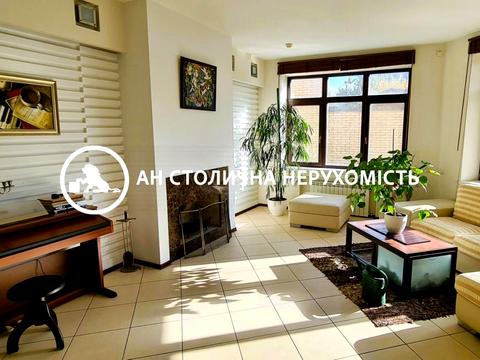 будинок за адресою Добрий Шлях вул., 19