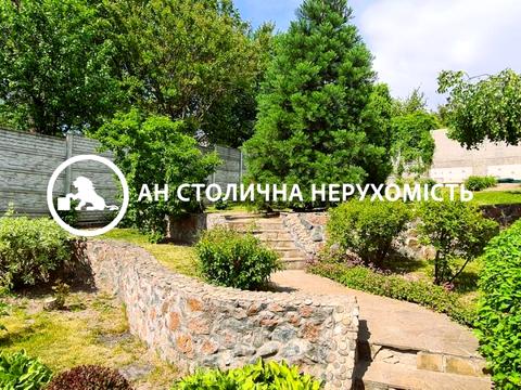 будинок за адресою Добрий Шлях вул., 19