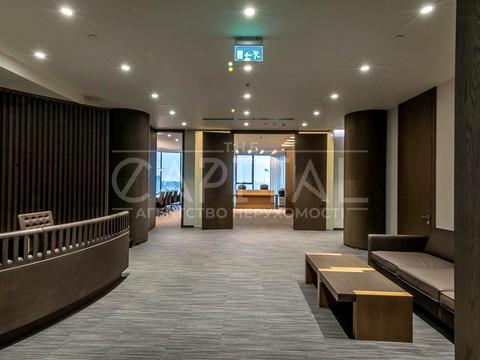 комерційна за адресою Болсуновська вул. (Сергія Струтинського), 13