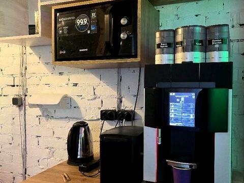 комерційна за адресою Кловський узвіз, 7