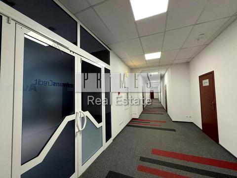 коммерческая по адресу Леси Украинки бульв., 4