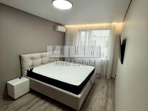 будинок за адресою с. Гнідин, Центральна вул.