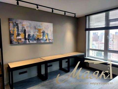 комерційна за адресою Київ, Жилянська вул., 68