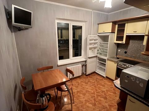 квартира за адресою Червоної Калини просп. (Володимира Маяковського), 52