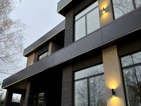 будинок за адресою с. Плюти, Київська вул.