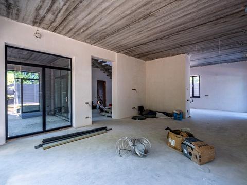 будинок за адресою с. Плюти, Київська вул.