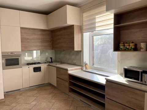 будинок за адресою Олександрівська вул., 77