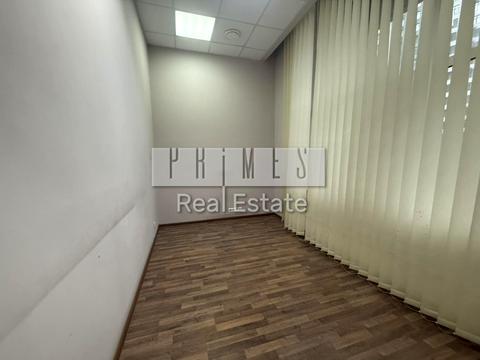 комерційна за адресою Андрія Верхогляда вул. (Михайла Драгомирова), 16