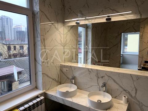 будинок за адресою Товарна вул., 24б