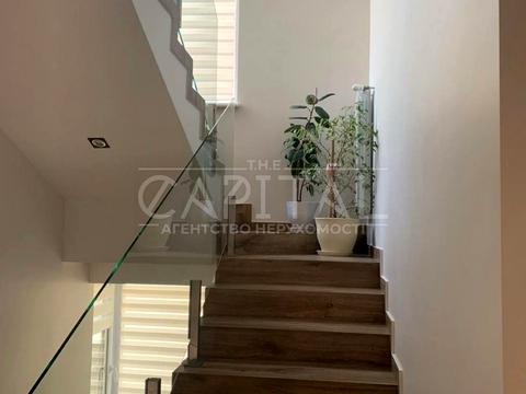 будинок за адресою Товарна вул., 24б