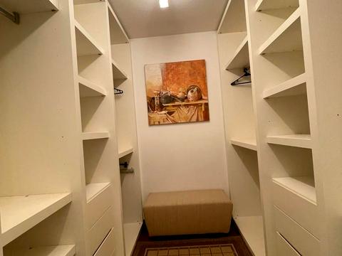 квартира за адресою Старонаводницька вул., 13