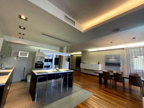 квартира за адресою Старонаводницька вул., 13