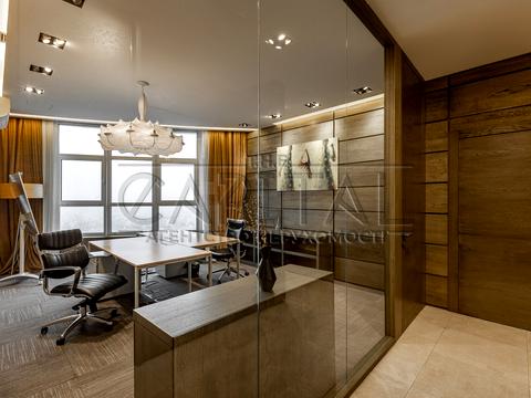 комерційна за адресою Кловський узвіз (Кловський), 7a