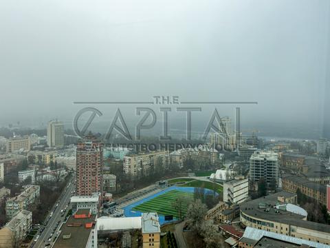 комерційна за адресою Кловський узвіз (Кловський), 7a