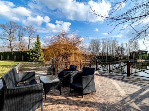 будинок за адресою Святищенська вул.