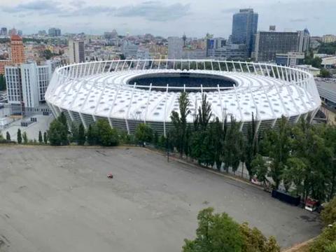 коммерческая по адресу Calle Dilova ул. (Димитрова), 2-Б