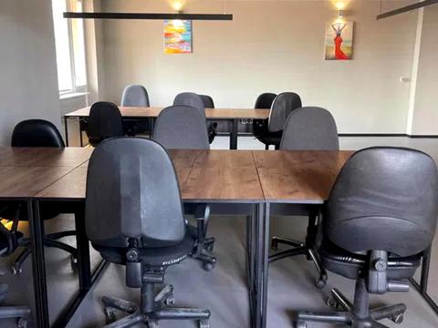 коммерческая по адресу Calle Dilova ул. (Димитрова), 2-Б