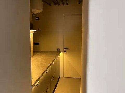 коммерческая по адресу Calle Dilova ул. (Димитрова), 2-Б