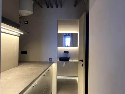 коммерческая по адресу Calle Dilova ул. (Димитрова), 2-Б