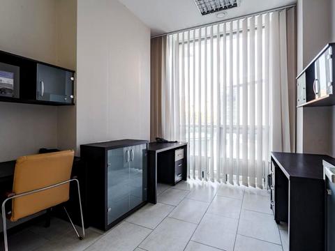 комерційна за адресою Валерія Лобановського просп. (Червонозоряний), 4-Б