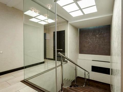 комерційна за адресою Валерія Лобановського просп. (Червонозоряний), 4-Б