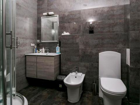 комерційна за адресою Валерія Лобановського просп. (Червонозоряний), 4-Б