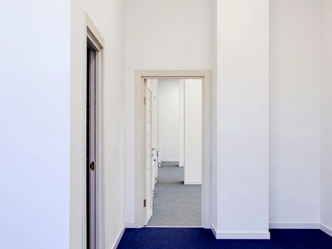 комерційна за адресою Олени Теліги вул., 6