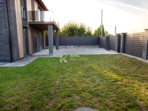 будинок за адресою Київ, Березова вул., 1