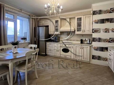 квартира за адресою Раїси Окіпної вул., 10